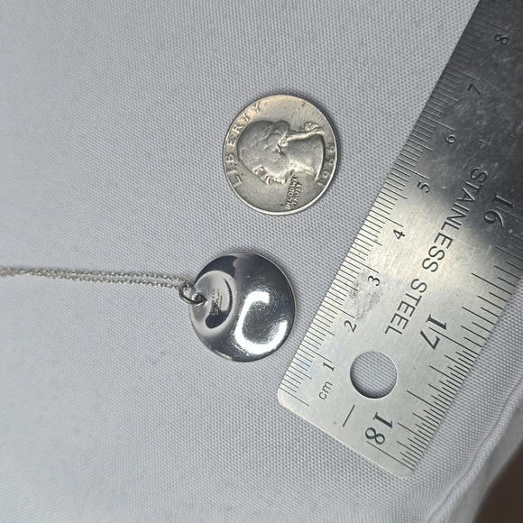 Tiffany & Co  Elsa Peretti  24 mm Thumbprint Round on chain - Picture 5 of 6